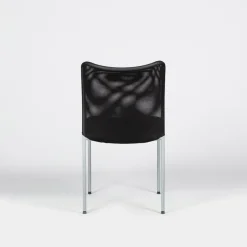 Chaise JADE - empilable - noir