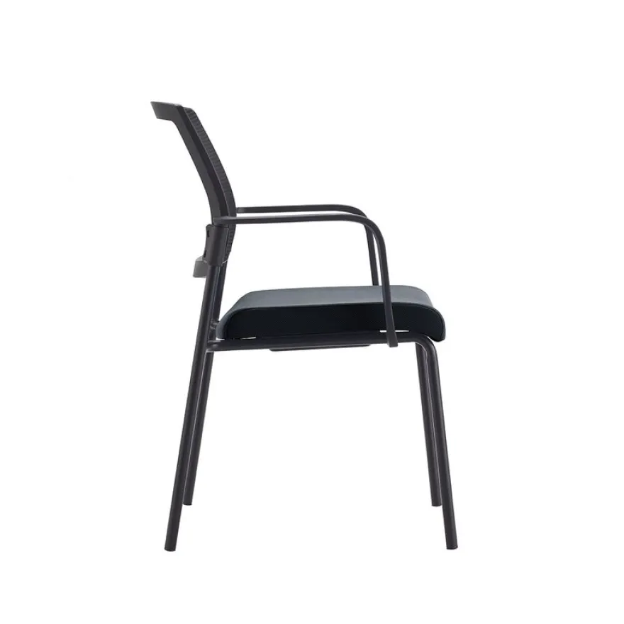 Chaise SYNERGY - accoudoirs en option - noir