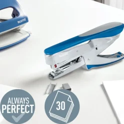 Leitz - Pince Agrafeuse bleu/gris - capacité de 30 feuilles - agrafes 24/6 ou 26/6