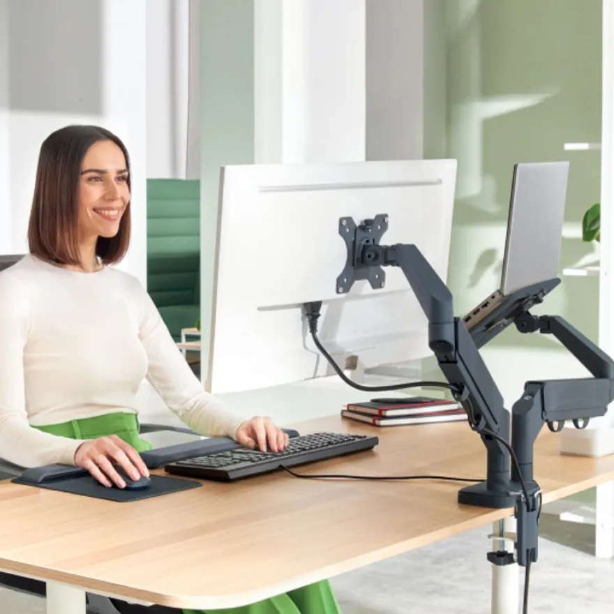 Leitz Ergo – Bras double écran & PC 17"-32"– Ergonomique et gain d’espace – Gris foncé