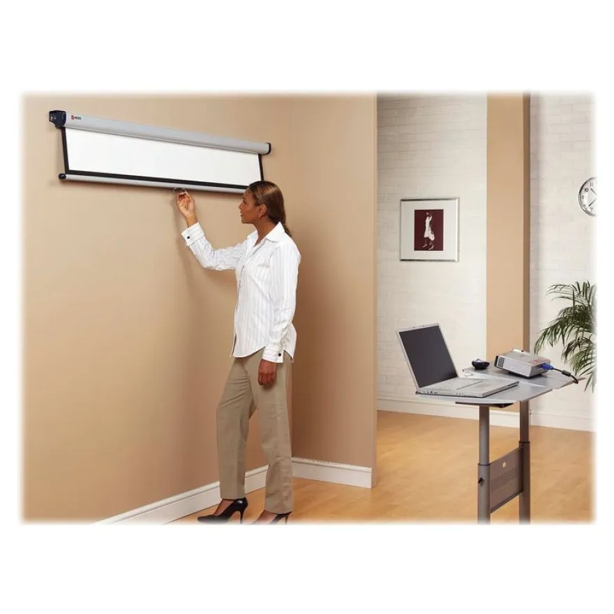 NOBO écran de projection - 83.5 po (212 cm)