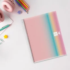 Notebook Aurora, Couverture souple, A4, quadrillage 5x5 mm, 120 feuilles de 4 couleurs, Miquelrius, West Bay.