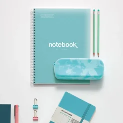 Notebook Emotions, Couverture souple, A4, quadrillage 5x5 mm, 80 feuilles de 1 couleur, Miquelrius, Bleu Ciel.