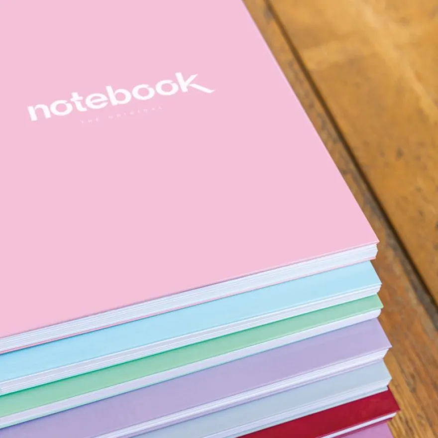 Notebook Emotions, Couverture rigide, A4, lignes horizontales 7 mm, 120 feuilles de 5 couleurs, Miquelrius, Rose.