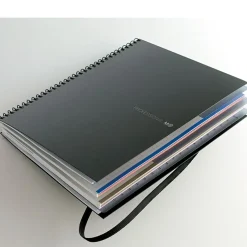 Notebook The Original, Couverture souple, A5, quadrillage 5x5 mm + Lisse, 120 feuilles de 2 couleurs, Miquelrius, Noir, Professionnel.
