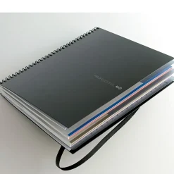 Notebook The Original, Couverture souple, A4, quadrillage 5x5 mm + Lisse, 120 feuilles de 2 couleurs, Miquelrius, Noir, Professionnel.