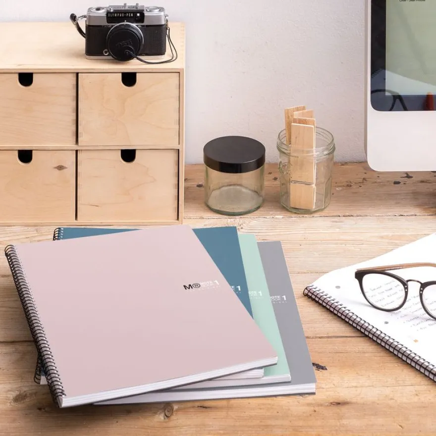 Notebook The Original, Couverture rigide, A4, lignes horizontales, 80 feuilles de 1 couleur, Miquelrius, Grafit.