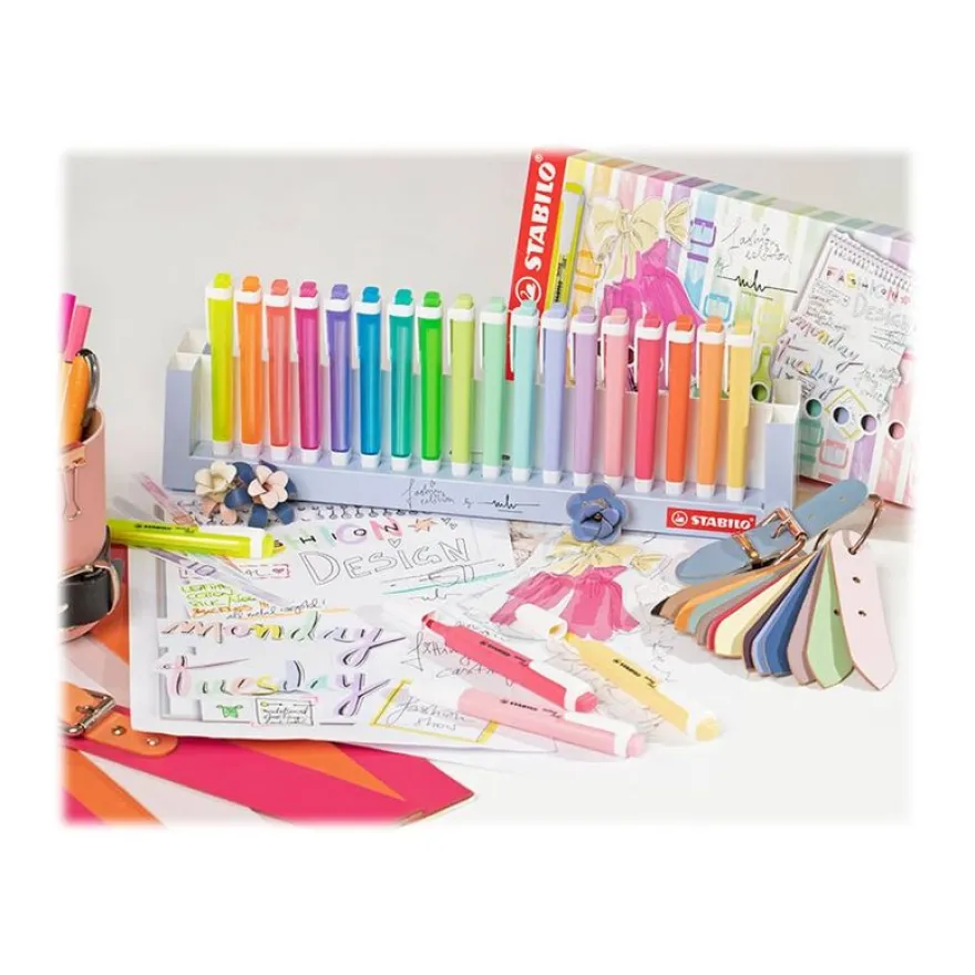 STABILO swing cool Fashion Edition by Marina Hoermanseder - Chevalet de 18 surligneurs - couleurs assorties