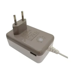 Watt&Co - chargeur secteur universel pour samrtphone - 1 USB + 16 connectiques