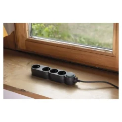 zenitech Home Green - Multiprises avec 4 prises 16A + interupteur - 3680 Watt - 1.5 m cordon - noir
